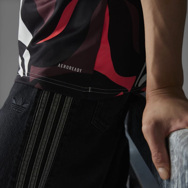 Mercedes-AMG F1 adidas Summer Pack 2025 Team Driver T-shirt