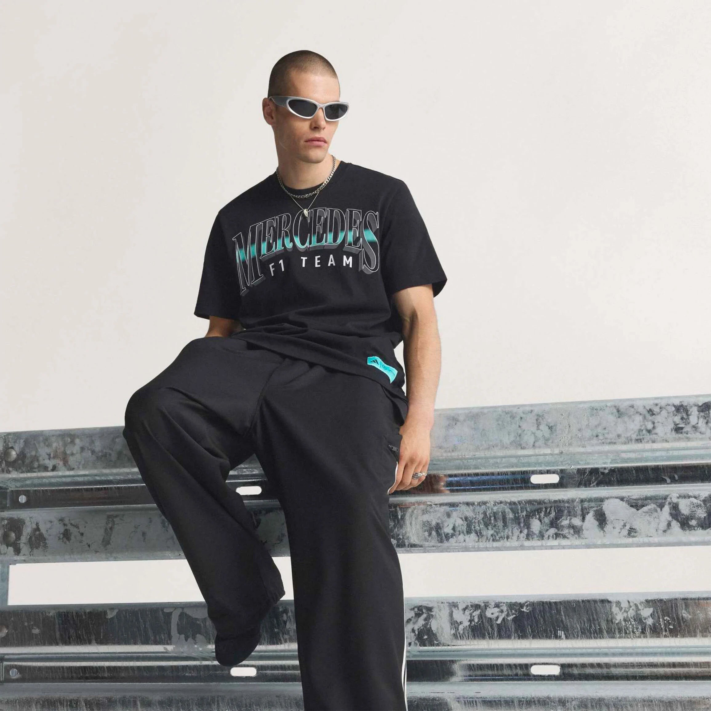 Mercedes-AMG F1 2025 Las Vegas T-shirt